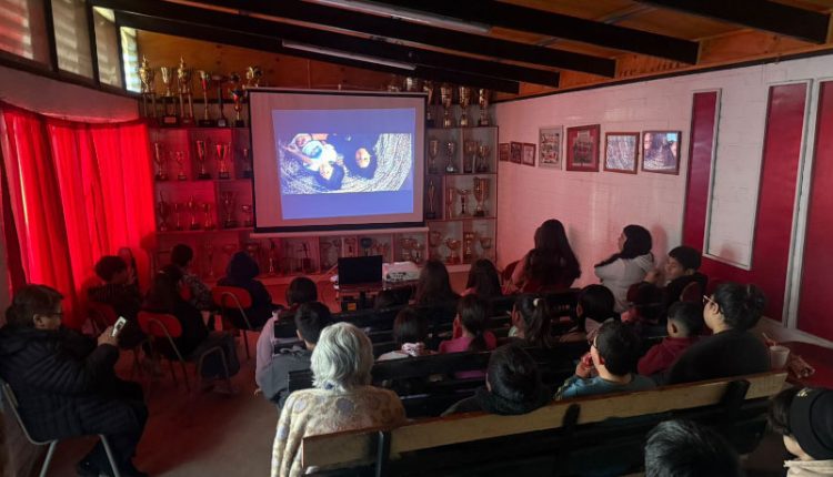 Cine en tu Barrio