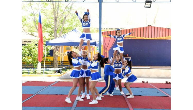Cheerleader