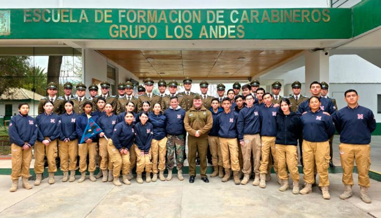 Formación de Carabineros